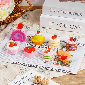 Nuevos Modelos Exclusivos de Postres de Crema con Temática de Fresa, Decoración de Comida Falsa de PVC con Pasteles, Tartas, Bizcochos y Soufflé para Exhibición - Product Image 2