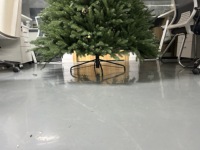 Arbre de Noël en PE de qualité supérieure, écologique, sans odeur, en gros, disponible en tailles de 150 cm à 240 cm, arbre de Noël en PE riche et de haute qualité