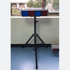 Luz de Advertencia de Tráfico Solar, LED Intermitente de Doble Cara, 160 Piezas, IP65, Plástico ABS, Montaje en Suelo, No Reflectante - Product Image 2