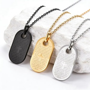 Collana con Ciondolo a Croce in Acciaio Inossidabile con Versetto Biblico Inciso, Disponibile in 3 Colori, Gioiello Regalo Religioso per Lui e Lei - Product Image 2