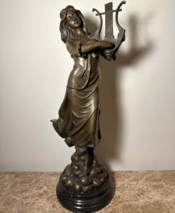 यूरोपीय प्रेम पौराणिक कथाओं के पात्रों को चित्रित करते हुए कुकिस द्वारा जागृत किया गया है - Product Image 3