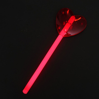 Bâtons lumineux en forme de cœur pour concerts, 1 pièce, en vrac, pour fêtes dans le noir, jouets pour enfants, bâton lumineux
