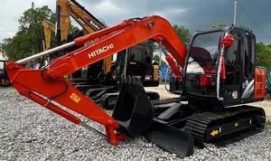 Mini Pelle Hitachi ZX70 d'occasion Hitachi ZX70 Modèle japonais de 7 tonnes Moteur Cummins et composants principaux Pompe incluse en vente - Product Image 5