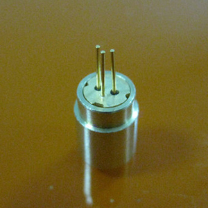 FU650AD5-N6(D6x10.5mm)/FU650AD5-N8(D8x15mm) Testa Laser Fai-da-Te Senza PCB con Messa a Fuoco Regolabile, Diodo Laser Rosso a Punto/Spot - Product Image 1