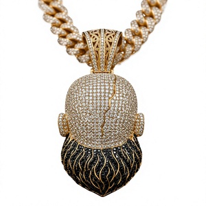 Collar con Colgante de Moissanita Color Oro para Hombre, Diseño de Rostro con Barba, Joyería con Pedrería, Accesorio de Moda - Product Image 3
