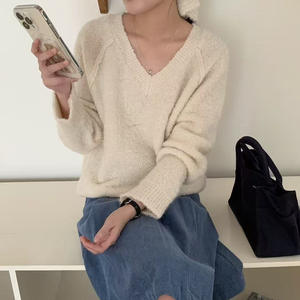 Maglione coreano di lusso con scollo a V lavorato a maglia martellata da donna autunno inverno spesso da indossare ampio stile pigro in maglia a maniche lunghe - Product Image 3