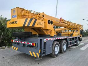 יד שנייה/משומשת xcm 25 Qy25k5-1 מנוף הידראולי 25 טון עם גובה הרמה 48.3 מ' - Product Image 3