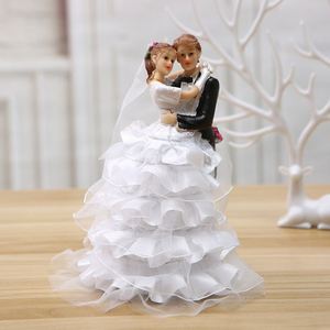 Classic Cute Party Resin Decoration <b>Bride</b> and Groom <b>Wedding</b> Romantic Couple Doll Toy for Valentine's <b>Day</b> - Product Image 1