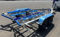 Remorque bateau en aluminium à deux essieux de 22 pieds, style Poly Bunks, frein hydraulique, capacité de charge 2880 kg