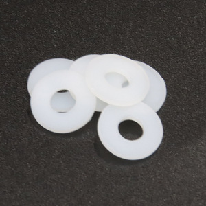 Arandela Plana Aislante de Nylon Jiafei M2 2.5 Blanca con Orificio Pasante para Aplicaciones de Bajo Voltaje - Product Image 1