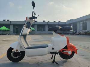 China Popular Supplier Brushless 2Wheel Motorcycle Moped <b>Scooter</b> With 40-60KM Range <b>for</b> <b>Sale</b> - Product Image 2