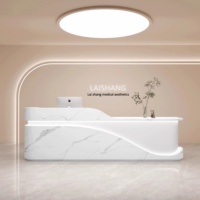 Comptoir de réception de bureau moderne et luxueux, personnalisé, en bois écologique, pour salle de sport, hôpital, petites cliniques ou immeubles de bureaux