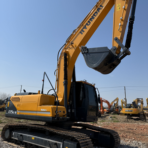 Hyundai 225LC-9s Excavatrice hydraulique coréenne d'occasion 2023 Modèle 22,5 TON sur chenilles avec moteur et moteur Hyundai Godet de 1,05 m³ à vendre - Product Image 5