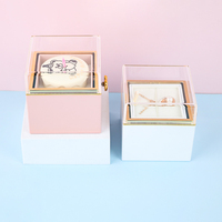 Boîte à bijoux rotative de luxe en plastique avec impression numérique pour colliers et bagues, motif ours de la Saint-Valentin et gâteau d'anniversaire