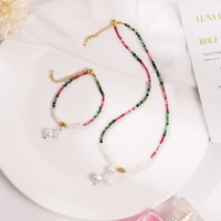 Ensemble collier et bracelet en perles de zoïsite rubis tourmaline rouge au design ethnique bohème distinctif, accessoire assorti pour femme au quotidien