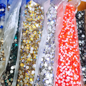 Strass en verre cristal Yantuo non thermocollants en gros, tailles SS6, SS10, SS16, SS20, SS30, SS34, SS40, pierres à dos épais <span class=keywords><strong>pour</strong></span> nail art - Product Image 3