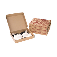 Boîtes d'expédition en carton ondulé kraft personnalisées avec couleur de carton, laminage mat, gaufrage, emballage biodégradable pour vêtements