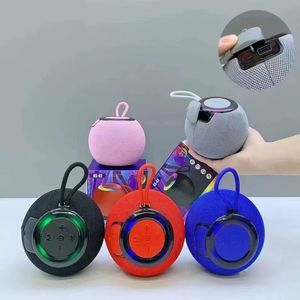 B48 Mini altavoz inalámbrico diseño compacto impermeable estéreo bajo sonido portátil impermeable tela altavoces para deportes al aire libre - Product Image 1
