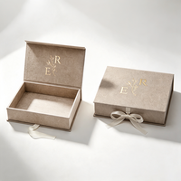 Caja de Regalo Personalizada Estilo Libro con Cierre de Listón, Empaque de Papel Rígido Ecológico con Logotipo en Lámina Dorada para Regalos Premium