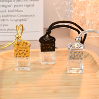 Vente en gros mini Rafraîchisseur d'air de voiture en verre vide en forme de cœur Diffuseur suspendu 8ml 10ml Bouteille de parfum parfumé