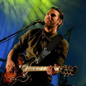 Correa de Guitarra de Neopreno Personalizada con Cuero Sintético y Esponja de Descompresión, Cómoda Correa de Hombro para Guitarra, Muestra Gratuita - Product Image 4