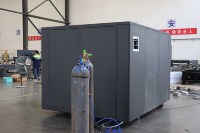ROCLAS Machine de découpe et de gravure laser à fibre CNC à haute précision avec couvercle de protection entièrement fermé et plaque métallique RC1315-3KW