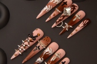 ENNA Ongles Press-On Gothiques Pré-découpés Imperméables 10 pièces en ABS, Longs, Carrés, Motifs Papillon et Stiletto, pour Doigts