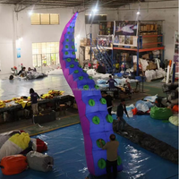 Tentacule de pieuvre gonflable pour sortir de la fenêtre du bâtiment, design gonflable Kraken pour la décoration