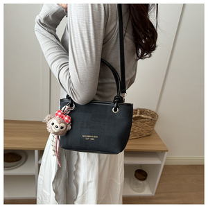 Women's crossbody bag sophisticated and stylish <b>small</b> bag new seasonal fashion retro <b>handbag</b> versatile women's bag - Product Image 3