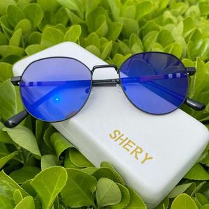 Lunettes Photochromiques et Anti-Lumière Bleue, Monture Métallique Noire en Acétate, Forme Ronde Irrégulière, Verres Photogray 2026, Style Rétro pour Femme - Product Image 5