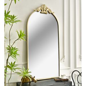 Espejo Decorativo de Pared con Marco Metálico Arqueado en Color Dorado para Sala de Estar - Product Image 3
