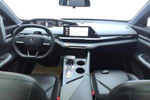 Changan UNI-V 1.5T Premium 2023, Guida a Sinistra, Benzina Euro VI, 5 Posti, <span class=keywords><strong>Auto</strong></span> Usata, Prezzo all'Ingrosso per Esportatori - Product Image 6