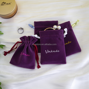 Pochette personnalisée en velours violet 10*15cm avec cordon de serrage pour bijoux (colliers, bagues) - Sac de rangement anti-poussière pour cadeaux et cosmétiques - Product Image 2