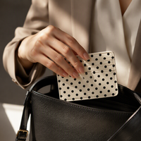 Portefeuille minimaliste pour femmes avec logo personnalisé, durable, fin, à pois, en cuir PU, bloquant les RFID, pour cartes de crédit et passeport