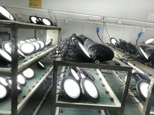 Lámpara LED UFO de Alta Potencia <span class=keywords><strong>GENERGY</strong></span> de 100W, Alto Lumen, IP65 para Almacenes, Gimnasios y Talleres, con Certificación CE, SAA y ETL - Product Image 6