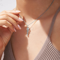 Gemnel 925 Argent Couple Hug Collier Romantique Amant Pendentif de Son & Hers Bijoux Cadeau pour Anniversaires
