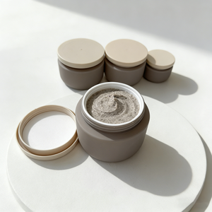 Gommage exfoliant personnalisé OEM dans des pots en HDPE au toucher velours, rechargeables, options multi-tailles, gommage en marque privée - Product Image 2