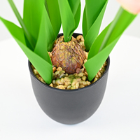 Plante artificielle en pot, tulipe à 5 têtes, design bulbe de camélia, fleur en soie de 32 cm pour la décoration de la maison, de la table et des fenêtres