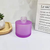 Bouteille d'aromathérapie ronde mate tendance pour la maison, 120 ml, bouteille en verre vide pour diffuseur d'arômes sans flamme pour voiture, vente en gros