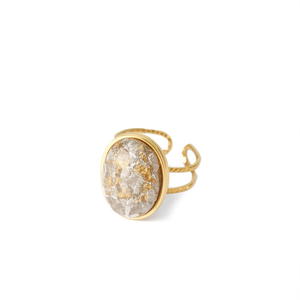 Anillo de Moda de Acero Inoxidable 316L con Baño de Oro PVD, Incrustaciones de Piedras Resistentes y Sostenibles - Product Image 2