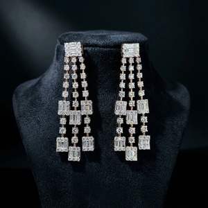 Boucles d'oreilles en diamant Starlight Nova Chandelier - Or 9k, 14k, 18k - Product Image 1