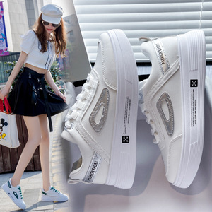 Nouvelles chaussures décontractées pour femmes, épaisses et respirantes, style étudiant, blanches, 2021 - Product Image 4