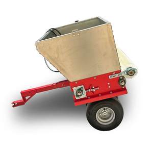 Máquina de nivelación de alta eficiencia para campos de fútbol y campos de golf con distribución uniforme de arena y control de dispersión variable. - Product Image 4