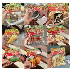 ของเล่นบีบสควิชชี่สไตล์โมจิญี่ปุ่นน่ารักสุดฮิต วัสดุ PVC/PU ชุด 12 ชิ้น ของเล่นบีบสควิชชี่รูปอาหารขนาดเล็ก ของเล่นเสริมพัฒนาการสำหรับเด็ก ของขวัญสำหรับเด็ก - Product Image 5