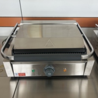 Machine à gaufres et presse à sandwichs pour steak de bœuf frit en acier inoxydable personnalisée pour la cuisine