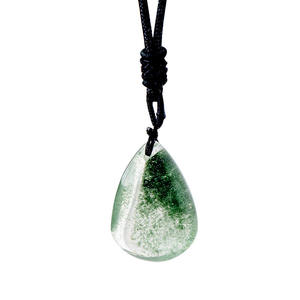 Pendentif en résine fantôme vert en forme <span class=keywords><strong>de</strong></span> <span class=keywords><strong>larme</strong></span> <span class=keywords><strong>de</strong></span> cristal naturel <span class=keywords><strong>de</strong></span> haute qualité bijoux collier pendentif poli en pierre originale - Product Image 4