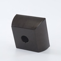 Pieds de meubles carrés réglables en plastique noir moderne pour tables, chaises, salles de bain, écoles, gymnases, escaliers, armoires extérieures