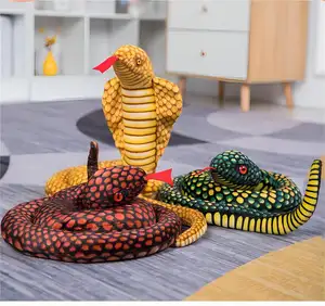 Mainan hewan simulasi kualitas baik boneka Hijau ular lembut mainan hewan tubuh panjang mewah kustom