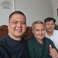 Client du Turkménistan visite notre usine de serres et fait une commande de serres