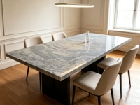 Dalle de marbre naturel poli, pierre à veines bleu-gris nuage pour îlot de cuisine, mur de cheminée, table à manger, projet villa USA